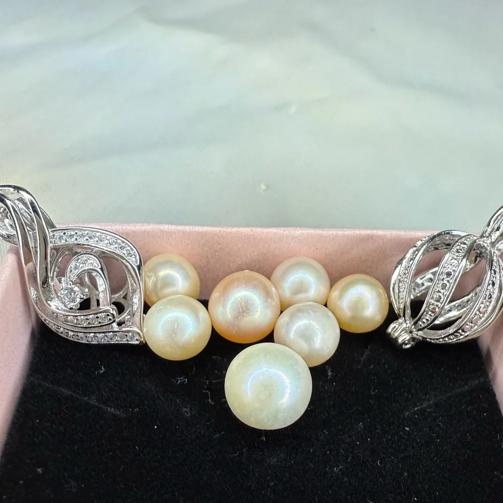 Authentic Pearls and 2 Pearl Charms - Picture 4 of 6